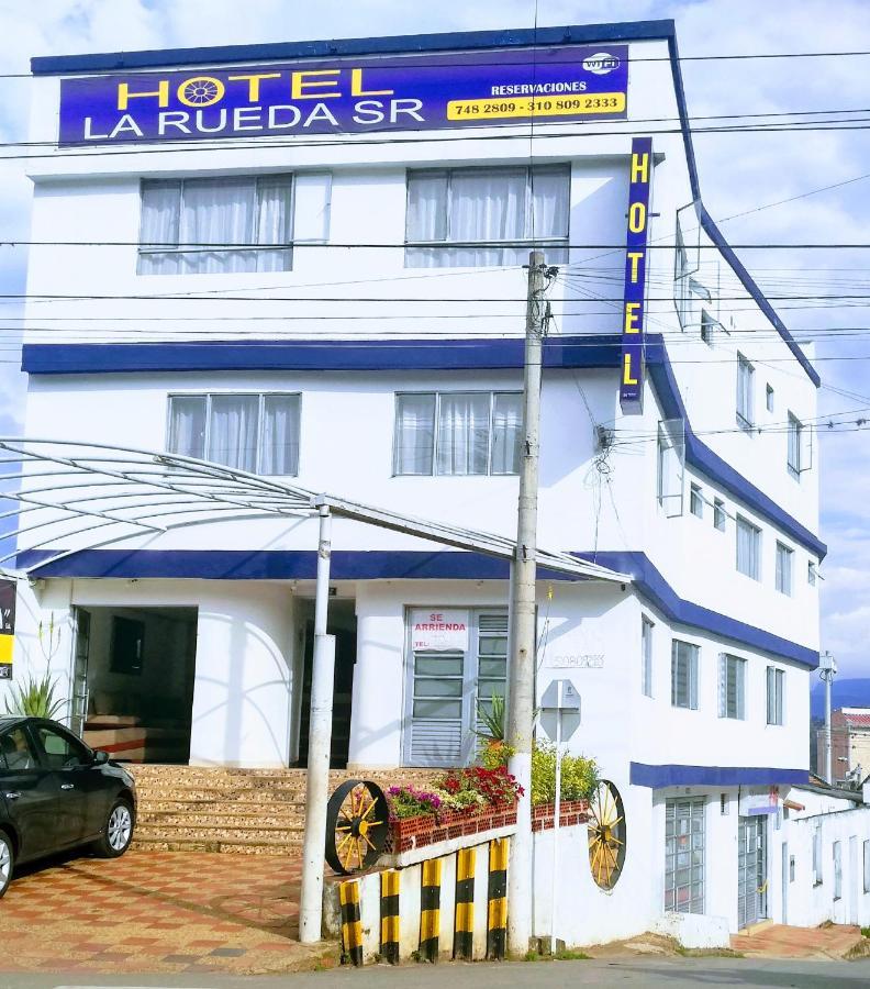 Hotel La Rueda Sr Barbosa  Exterior foto